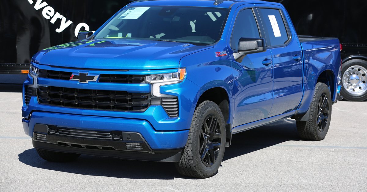 2023 Chevrolet Silverado 1500 RST, the generation being replaced for 2027